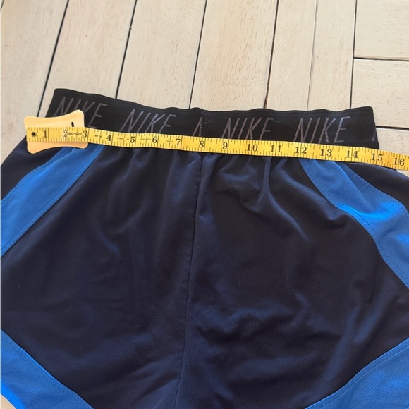 NIKE | Dry Fit Athletic Brief Lined 2 Tone shorts 
Sz Medium Blue - Picture 5 of 5